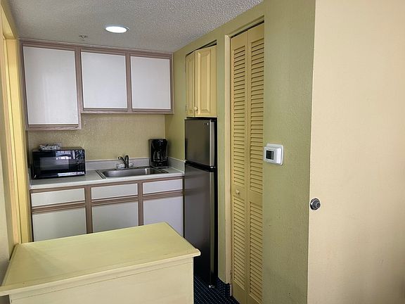 5th image of 2701 S Ocean Blvd. #710