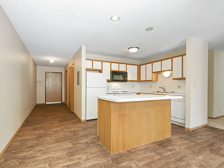 Dellwood Estates — Photo 15