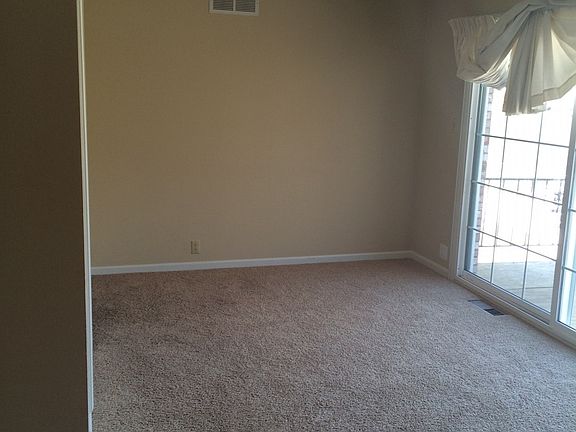 *Photo of a similar unit