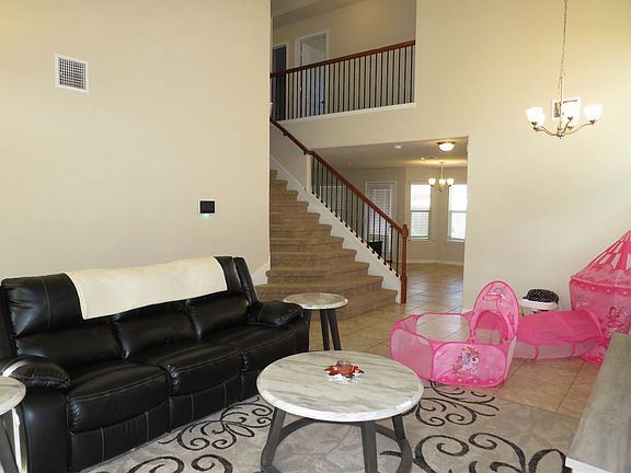 5th image of 8911 Polmont Dr