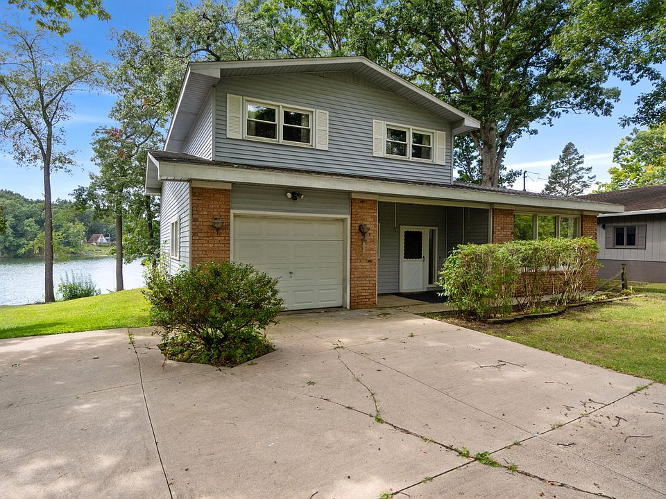 11531 Lakeside Dr N, Jerome, MI 49249 | Zillow