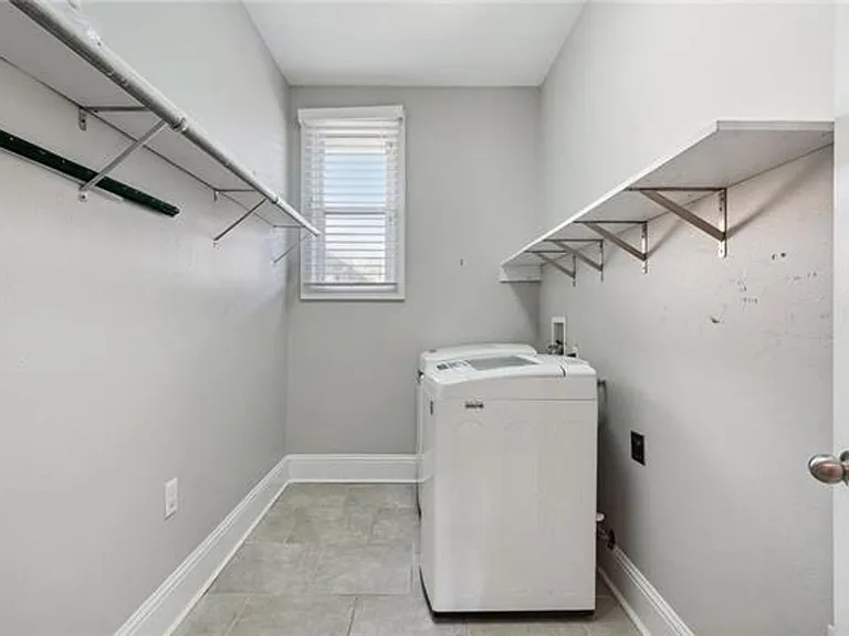 7922 Colapissa St — Photo 10