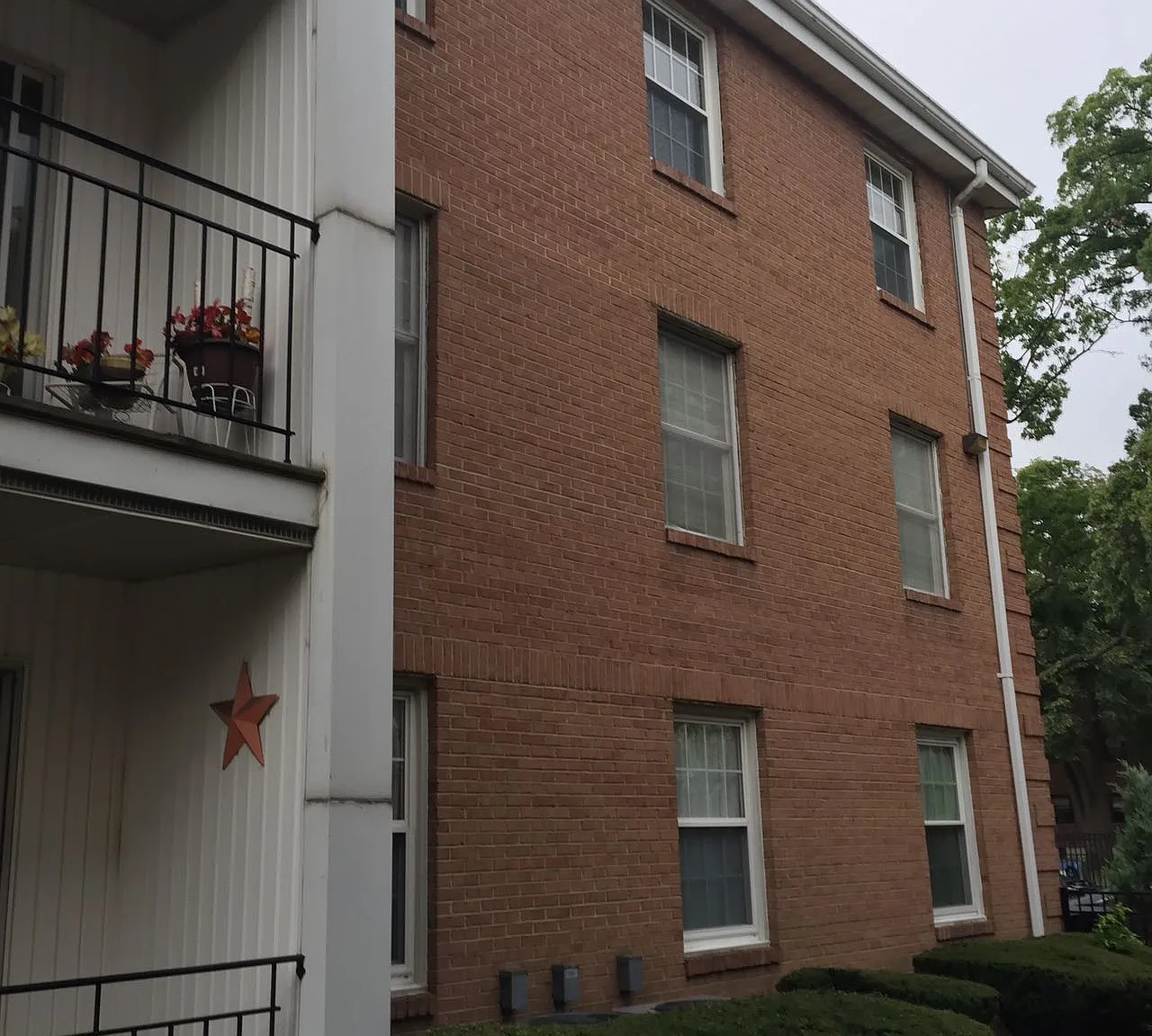 Cross St, Harrison — Photo 1