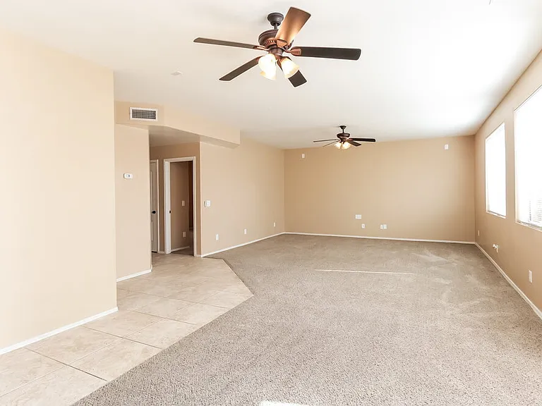 1907 W Pinon Ct — Photo 3