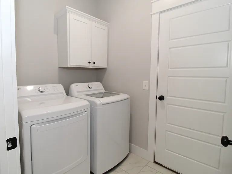 11 Hillswick Dr — Photo 12