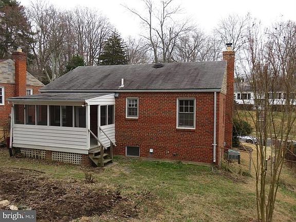 2nd image of 10806 Drumm Ave