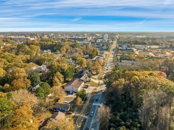 522 N Donahue Dr APT 7, Auburn, AL 36832