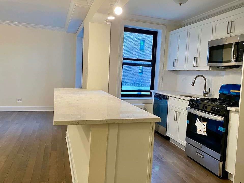 2nd image of 269 Bennett Ave #4G