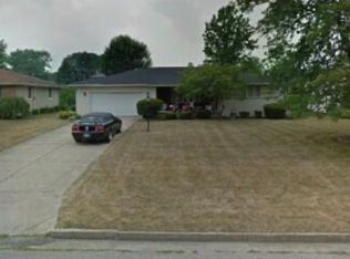 116 Rocky Ledge Dr, Struthers, OH