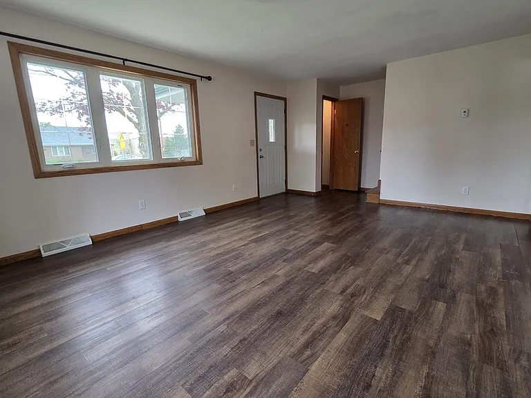 1506-1508 S Perkins St — Photo 2