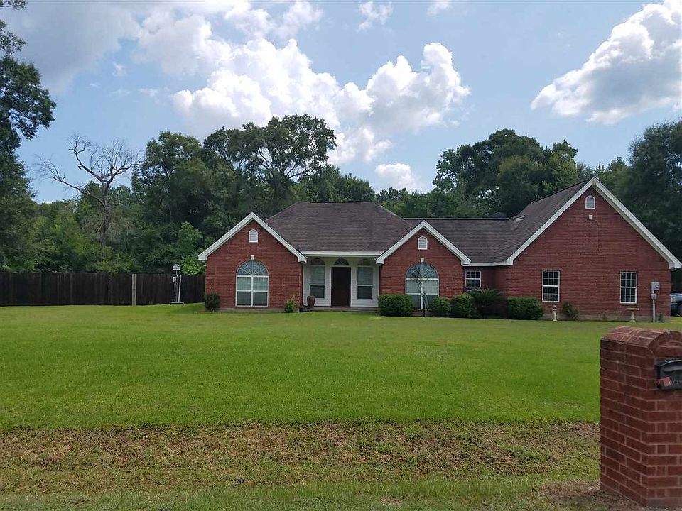 1st image of 2524 Carolyn Dr