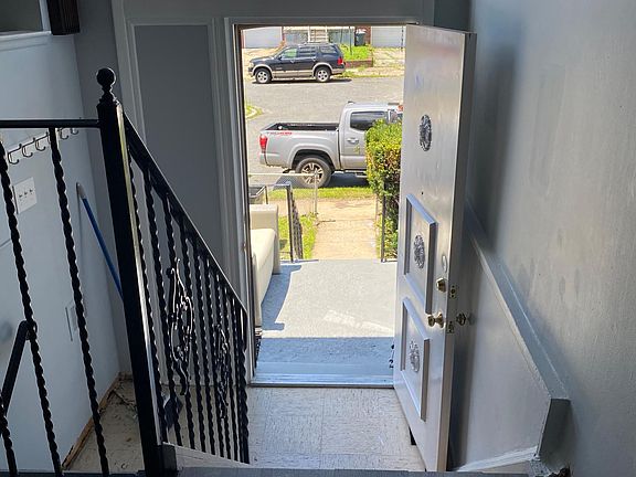 5th image of 1521 Dondill Pl