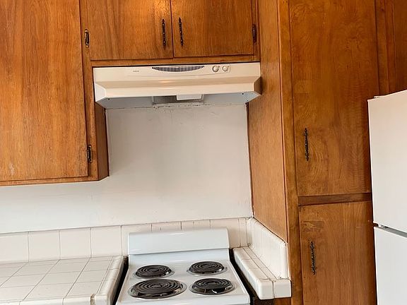 5th image of 3860 35th St APT D