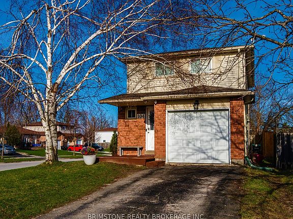 4th image of 104 Hickling Trl