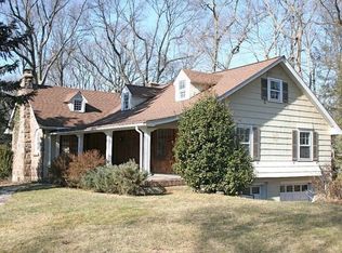 90 Inwood Rd, New Providence, NJ 07974