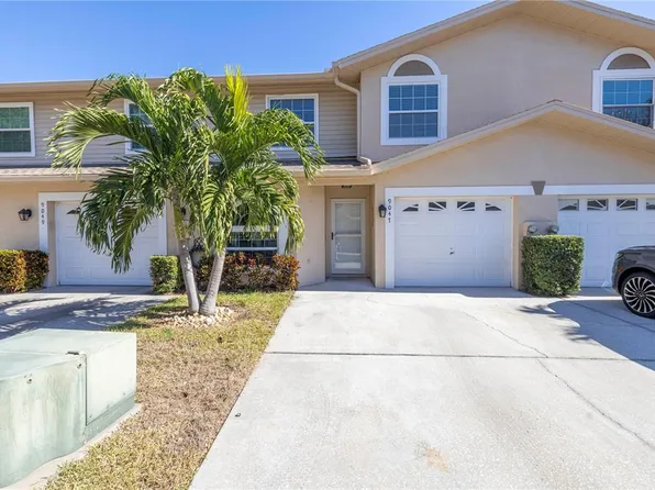 9047 Antigua Dr, Seminole, FL 33777