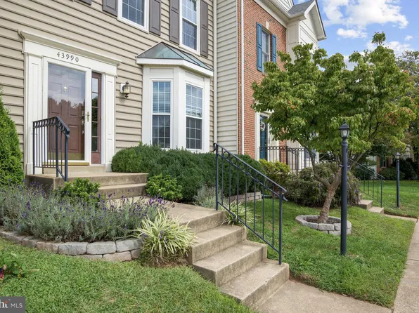 43990 Kings Arms Sq, Ashburn, VA 20147