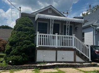 21 Lillian St, Fords, NJ 08863