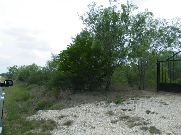 618 County Road 154 LOT 17, Pleasanton, TX 78064