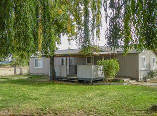 11933 Wide Hollow Rd, Yakima, WA 98908