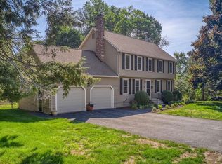 68 Hornbeam Hill Rd, Chelmsford, MA 01824