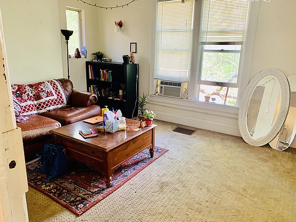 5th image of 1260 Vine St #11034246