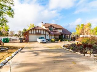 18565 Stallion Crest Rd, Riverside, CA 92504