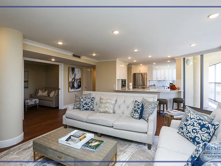 4041 Gulf Shore Blvd N #305 — Photo 9