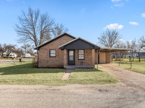 201 W Belknap St, Seymour, TX 76380