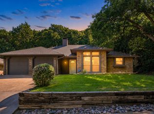 824 Cherlynne Dr, Cedar Hill, TX 75104