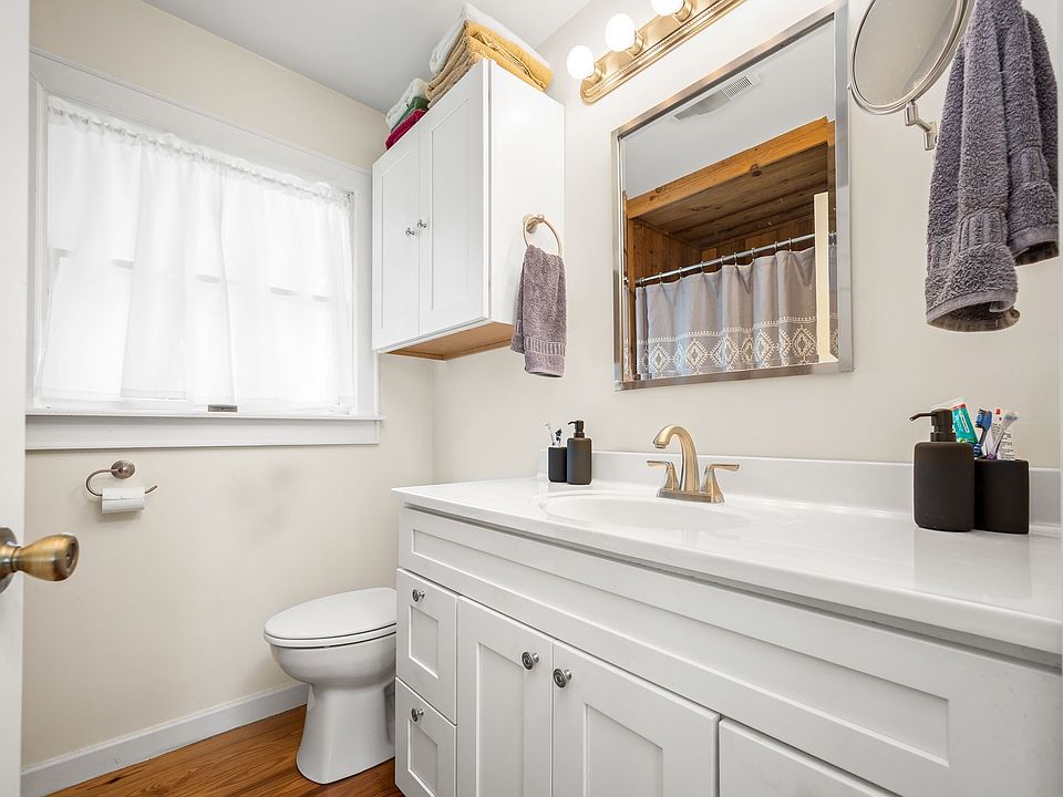 31st image of this home