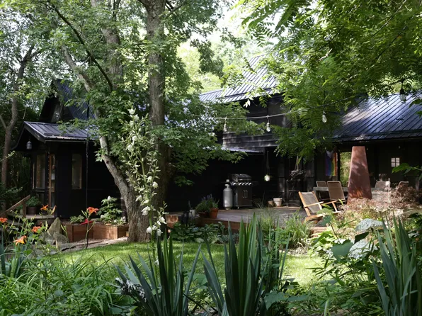 800 W That Rd, Bloomington, IN 47403