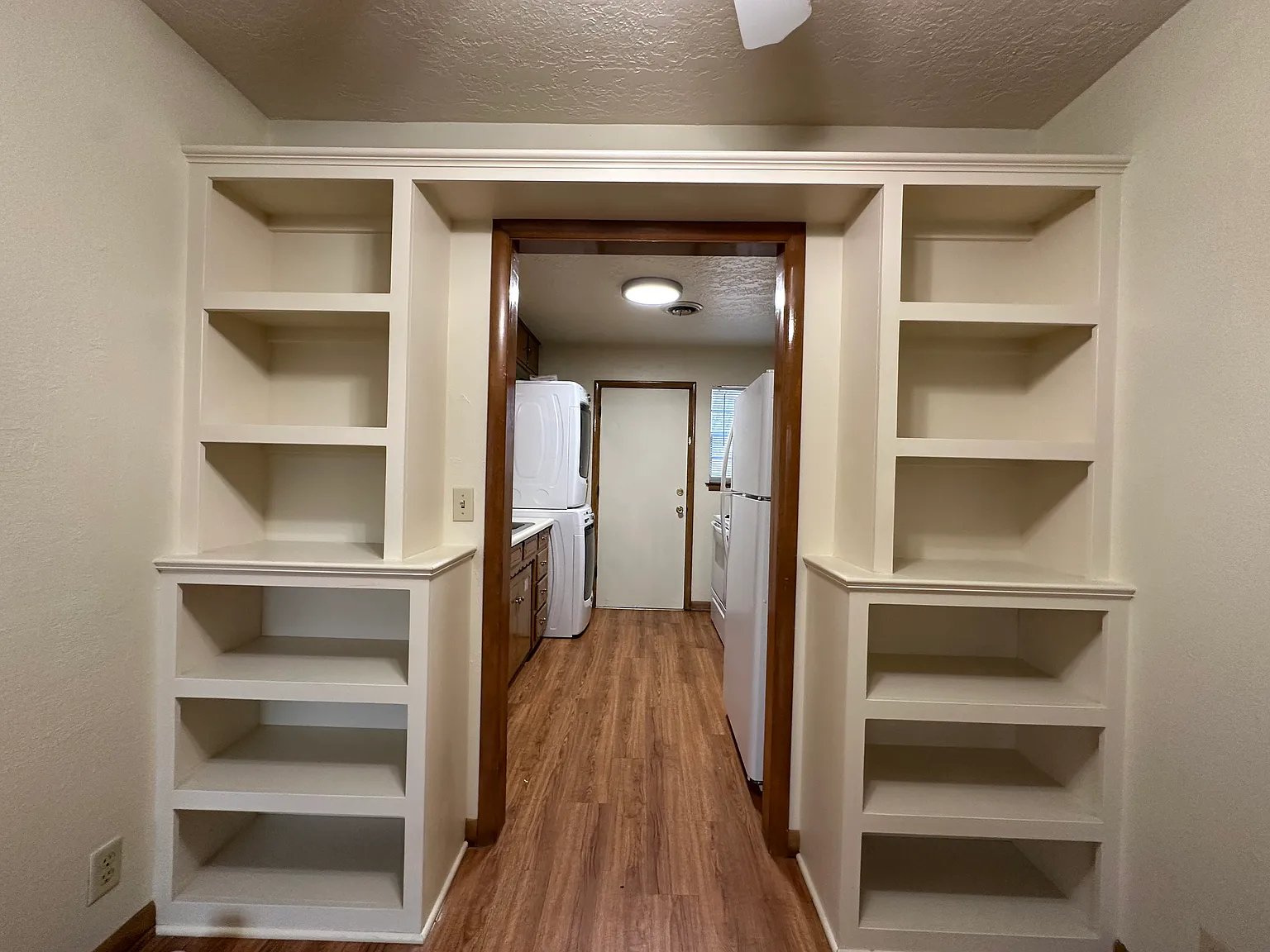 2 bed, 725 sqft, $975 — Photo 3