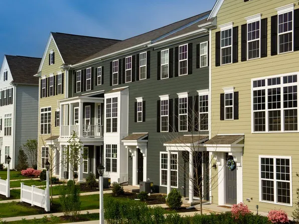 500 Old Farm Ln, Mechanicsburg, PA 17050