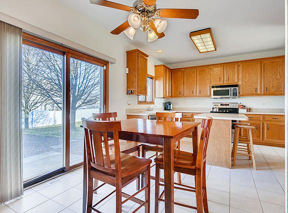 5th image of 1545 W Centurion Ln