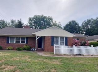 3208 N Michigan St, Pittsburg, KS 66762