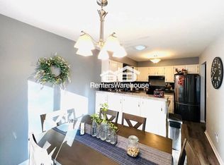 13815 Timber Crest Dr, Maple Grove, MN 55311