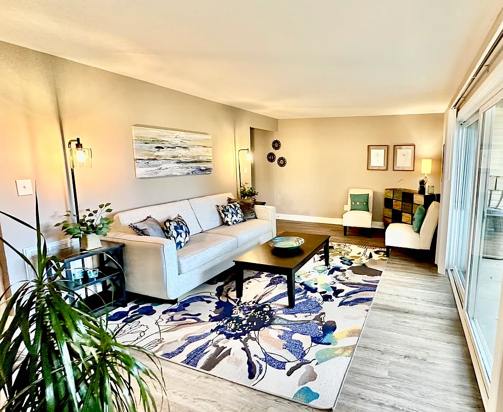 Brookside Village Apartments — Photo 1
