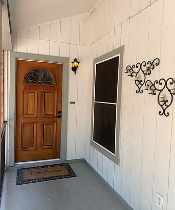 2nd image of 6003 Patrick Henry St