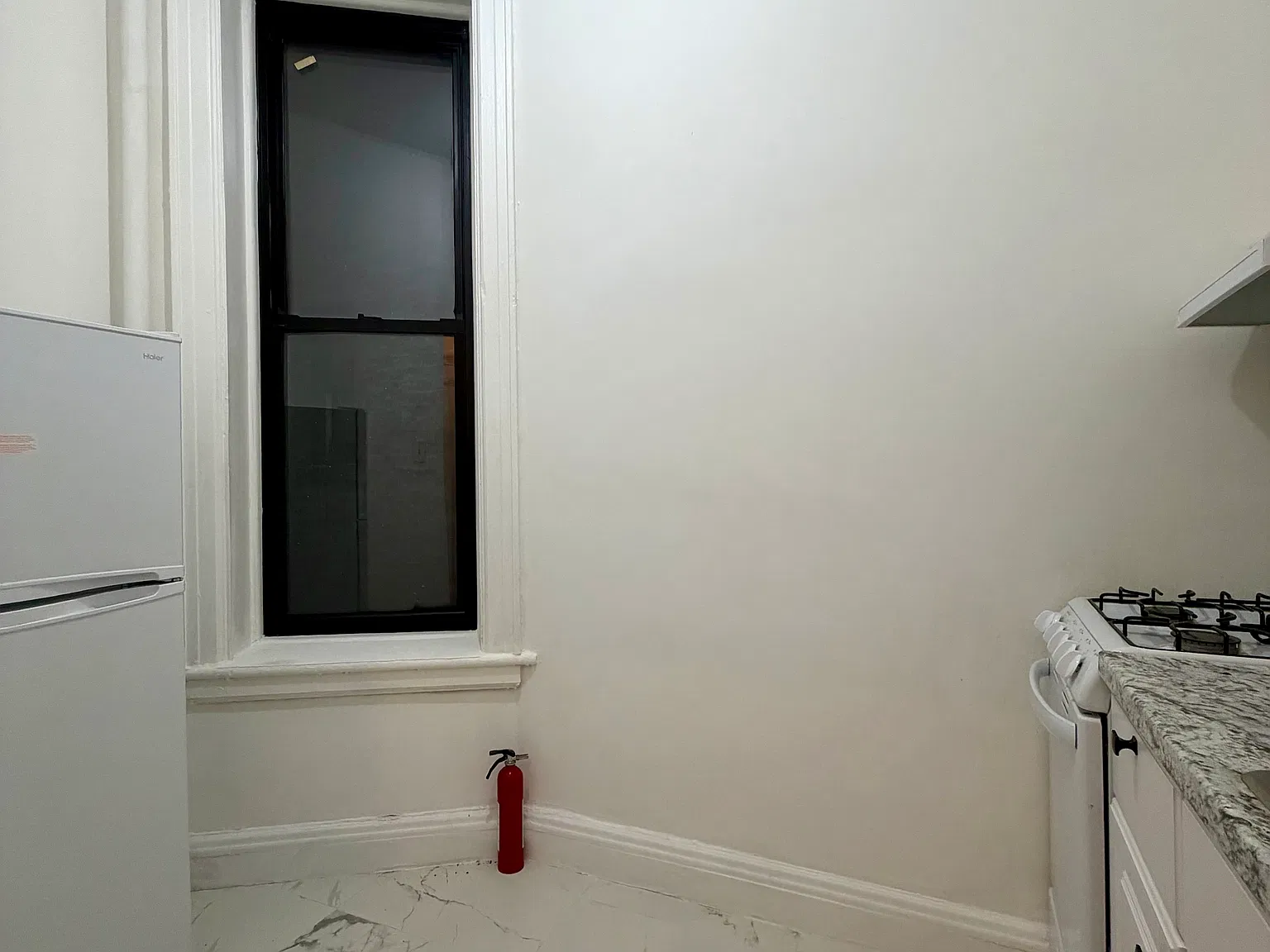 519 East 88th Street — Photo 4