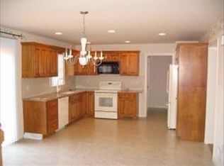 830 W Ridge Rd, Elizabethtown, PA 17022