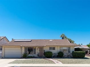 1381 Amberwood Dr, Hemet, CA 92543