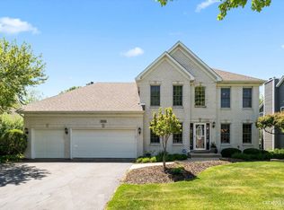 2636 Sweetbroom Rd, Naperville, IL 60564