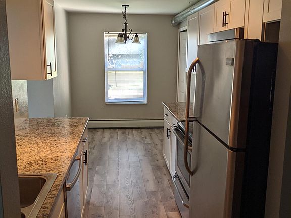 2nd image of 2031 Rowland Ave SE