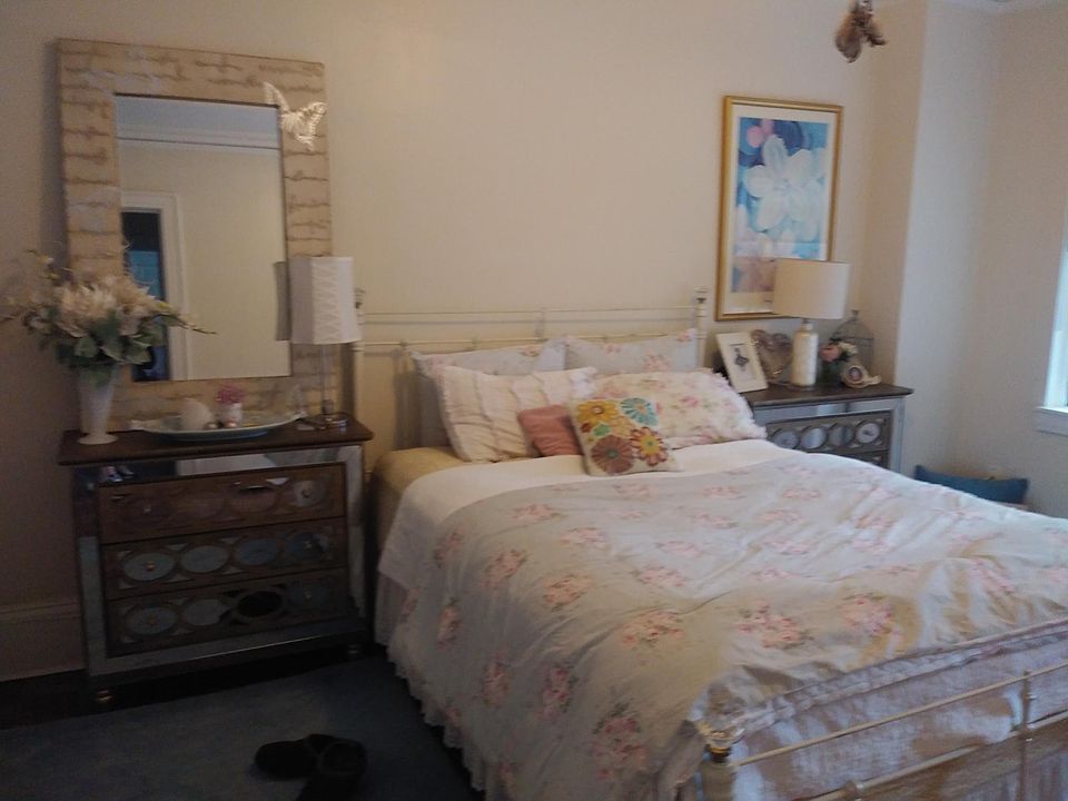 1st image of 3270 N Lake Shore Dr APT 5F