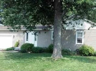 5467 Orchard Dr, East China, MI