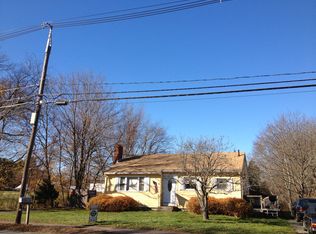 256 Main St, Rowley, MA 01969