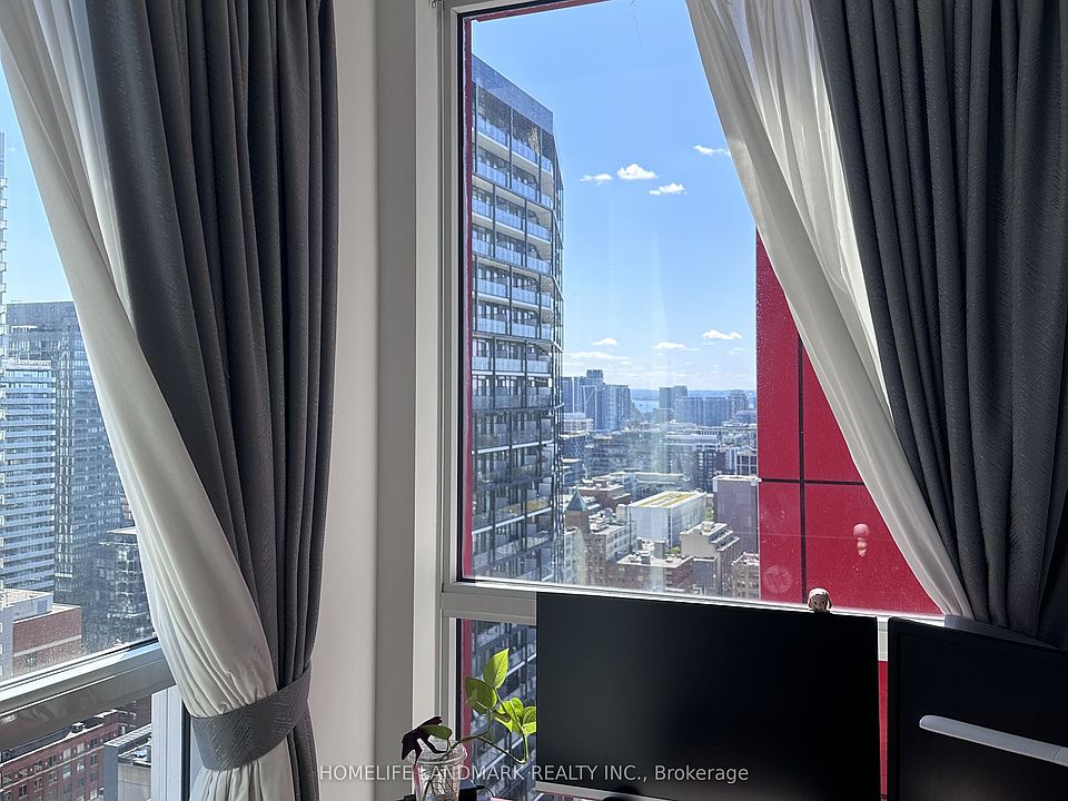 1st image of 318 Richmond St W #3107