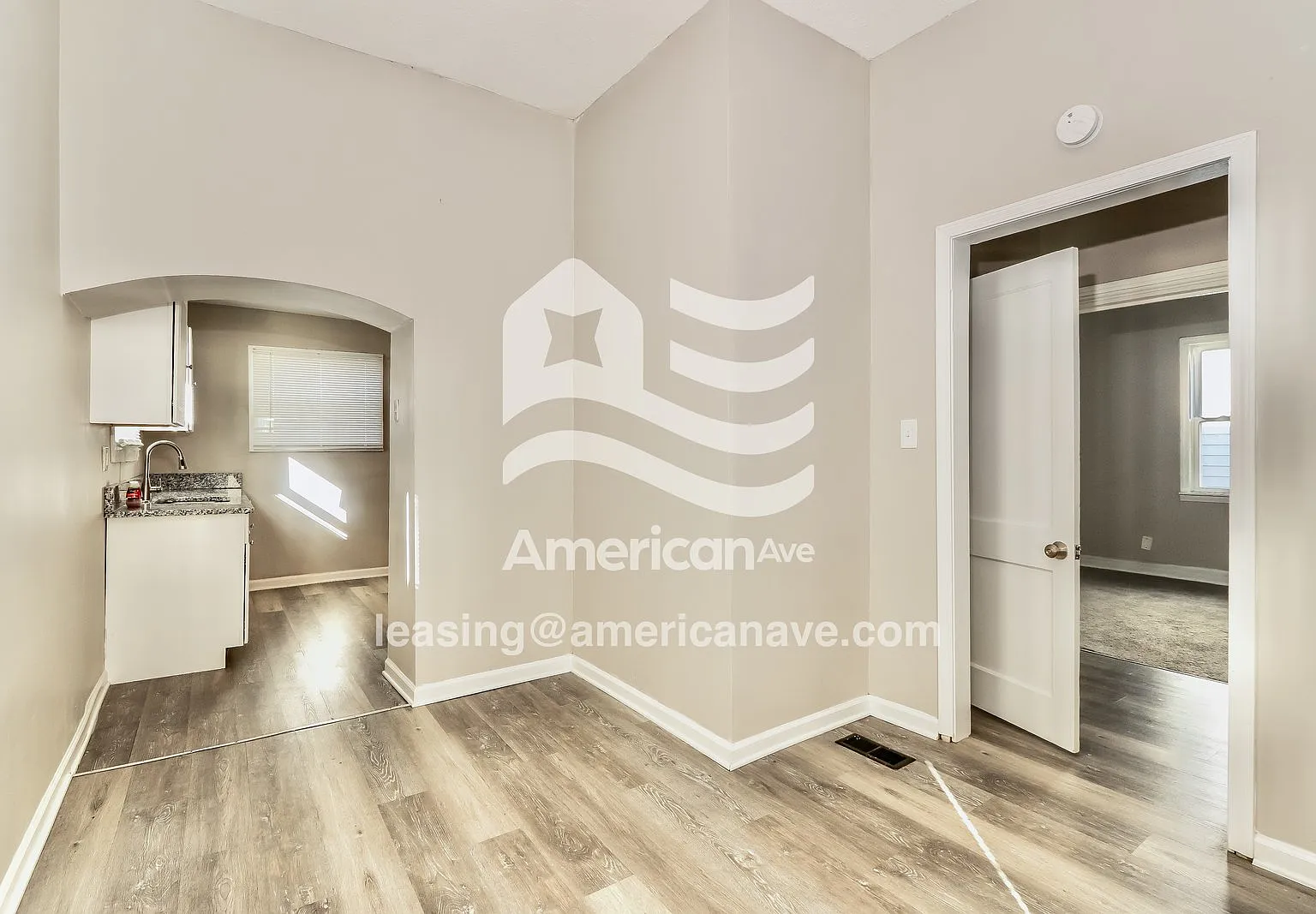 3 bed, 2.0 bath, 1086 sqft, $1,695 — Photo 4