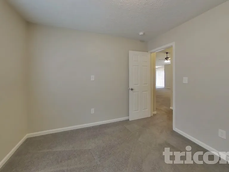 2497 Foxtail Dr — Photo 10